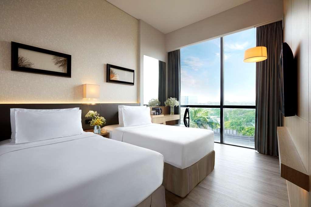 Momentus Hotel Alexandra Сингапур Стая снимка